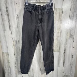 BDG Urban Outfitters Mom High Rise Jeans – Grey Wash – Size 29 Classic Straight